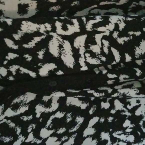 Top - Picture 4 of 4